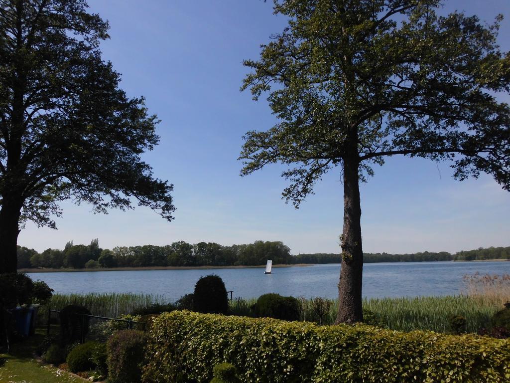 Bungalow Idylle Am See Neuruppin Exteriér fotografie