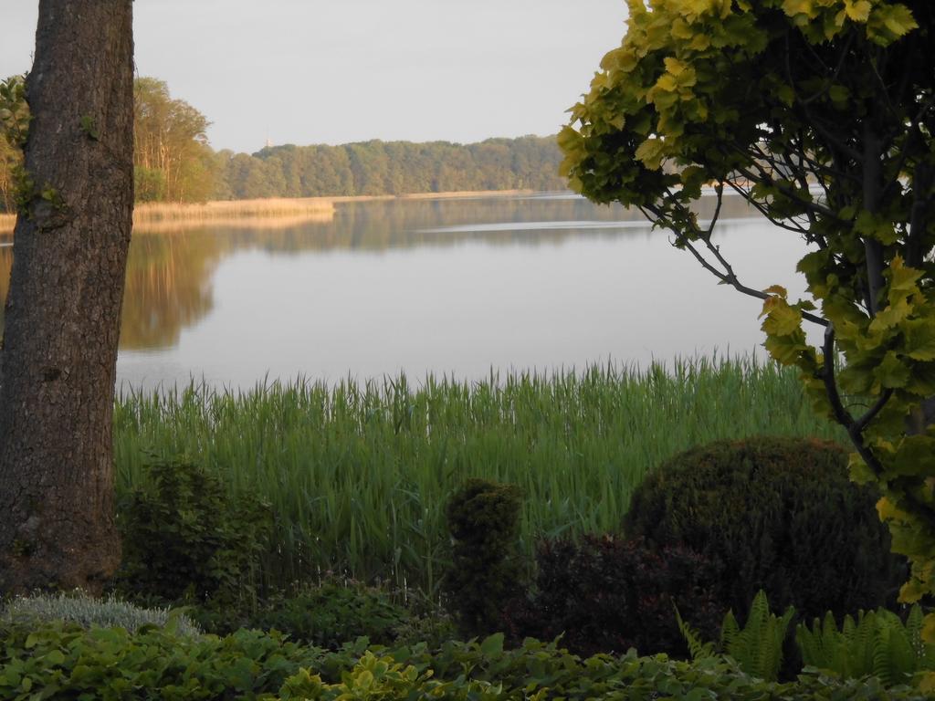 Bungalow Idylle Am See Neuruppin Exteriér fotografie