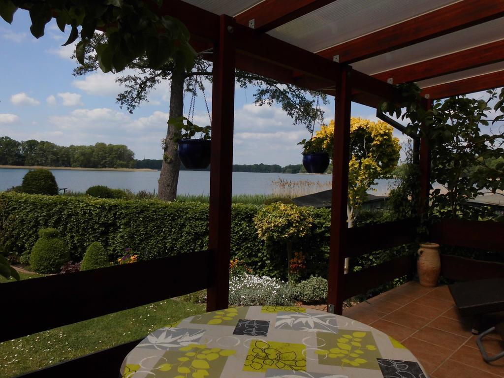 Bungalow Idylle Am See Neuruppin Exteriér fotografie